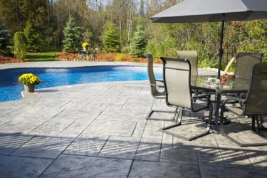 Flagstone Patio Alternatives: Affordable & Stylish Options