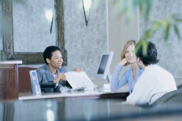 403(b) Plans: Benefits, Drawbacks & Retirement Savings