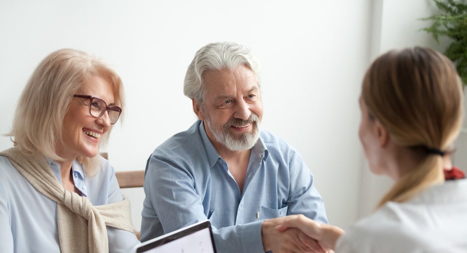 Refinancing for Retirees: 4 Key Benefits in a Low-Rate Environment