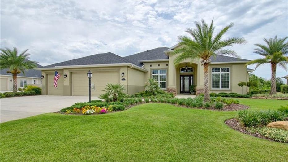Luxury Living in The Villages, Florida: What $900,000 Buys You