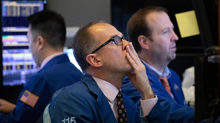 Navigating Economic Uncertainty: Protecting Your Finances During Potential Recession