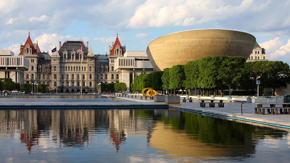 Lottery Ticket Sales: Which US States Lead the Way?