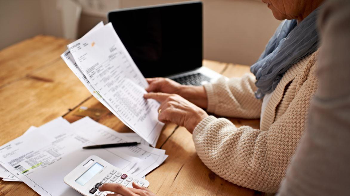 Pension Plan Crisis: Are Corporate Pensions Disappearing?