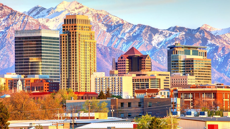 Longer Homeownership: How Staying Put Impacts the Real Estate Market