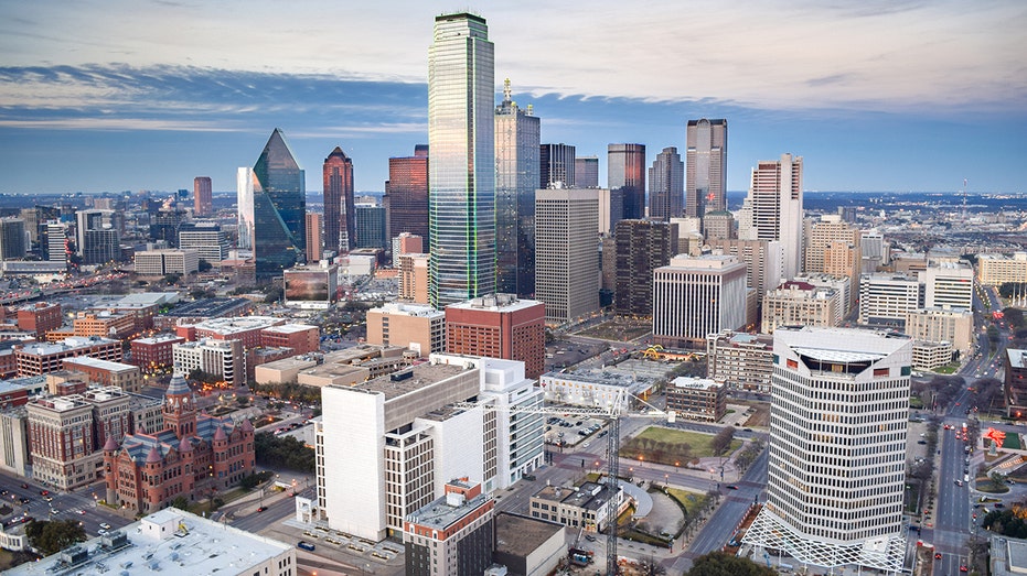 Longer Homeownership: How Staying Put Impacts the Real Estate Market