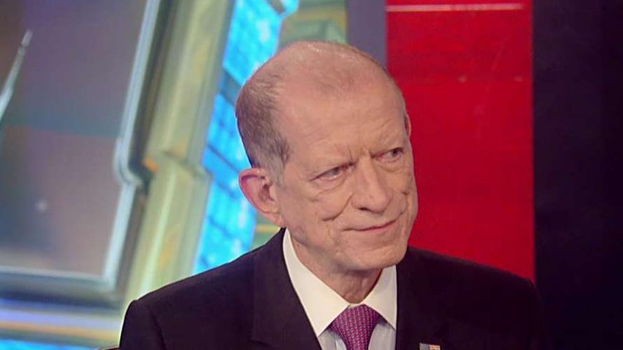 Bipartisan Bill Aims to Ban US Retirement Fund Investments in China