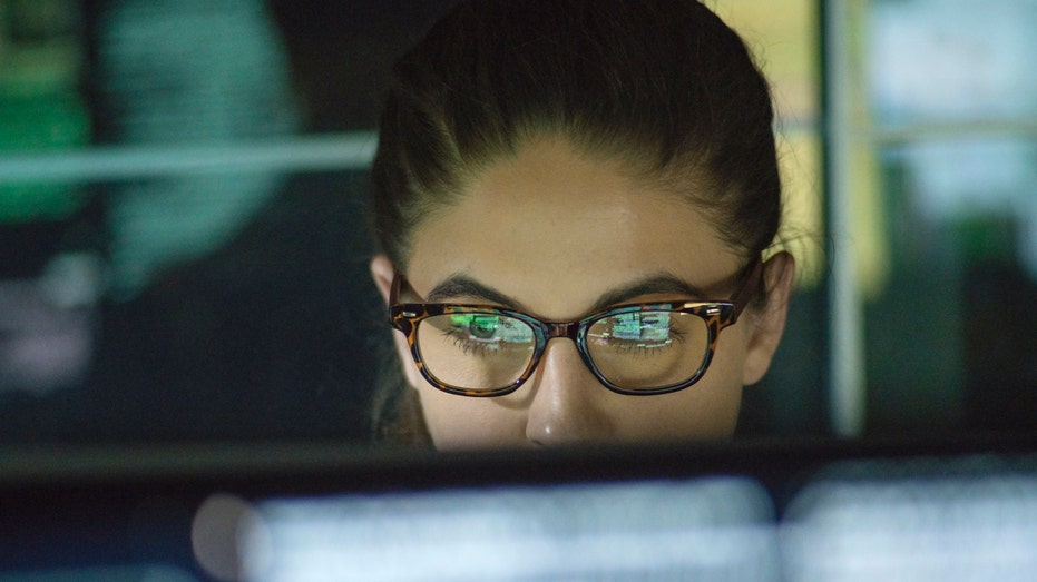 Financial Resolutions for a Healthier Financial Future | Higher Minds