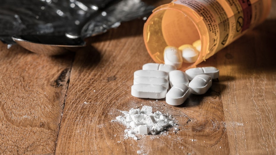 NY Doctor Admits to Conspiracy in Oxycodone Distribution