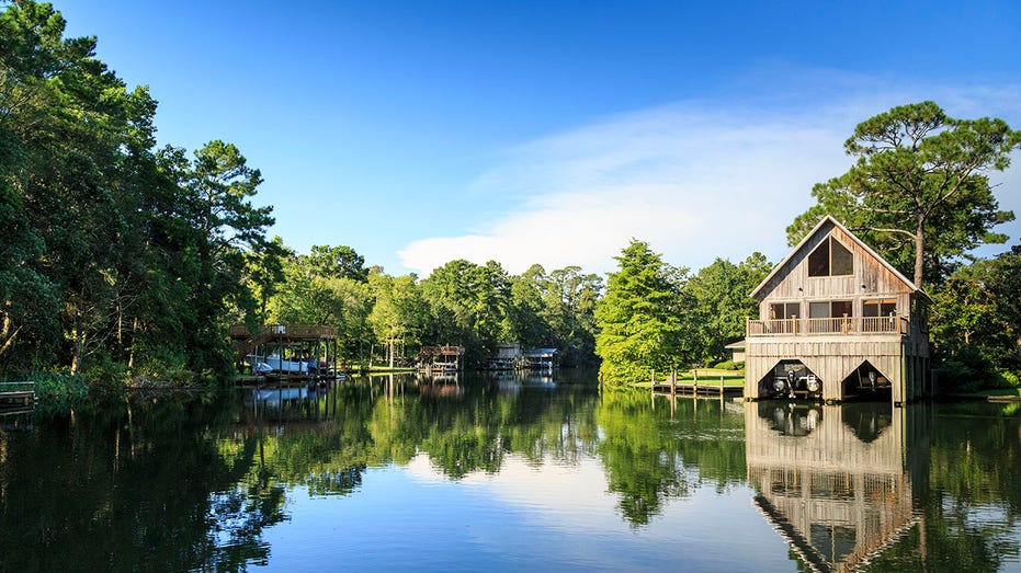 US States with Highest & Lowest Credit Scores: A 2024 Analysis