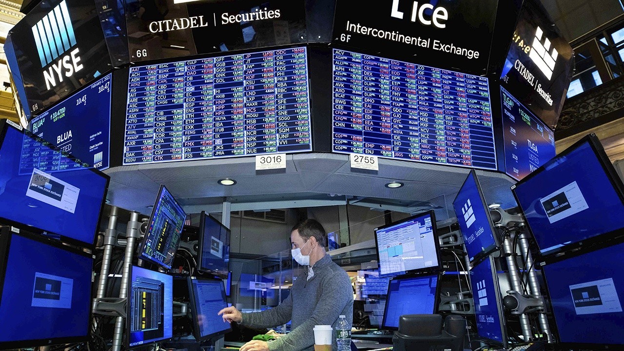 Market Outlook: Expert Predicts Upward Momentum Amid Economic Uncertainty