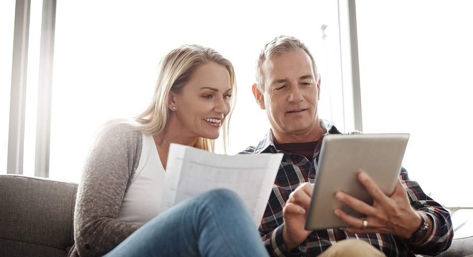 High-Yield Savings Accounts: Build a Financial Buffer & Accelerate Debt Payoff