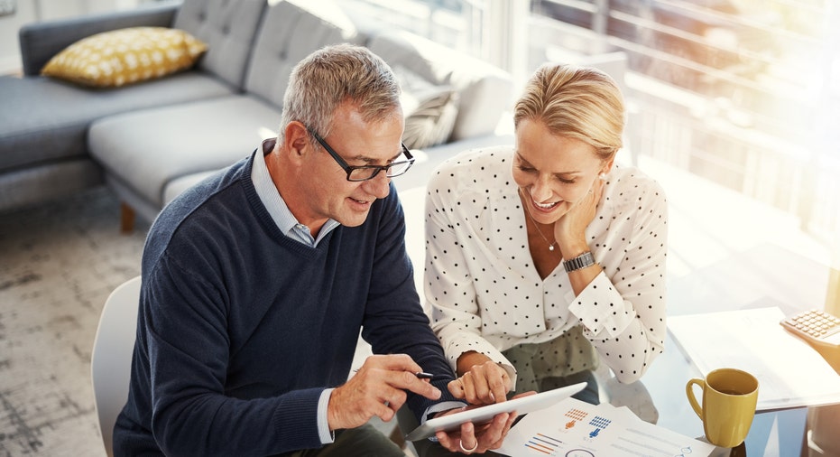 High-Yield Savings Accounts: Your Path to Early Retirement & Financial Goals