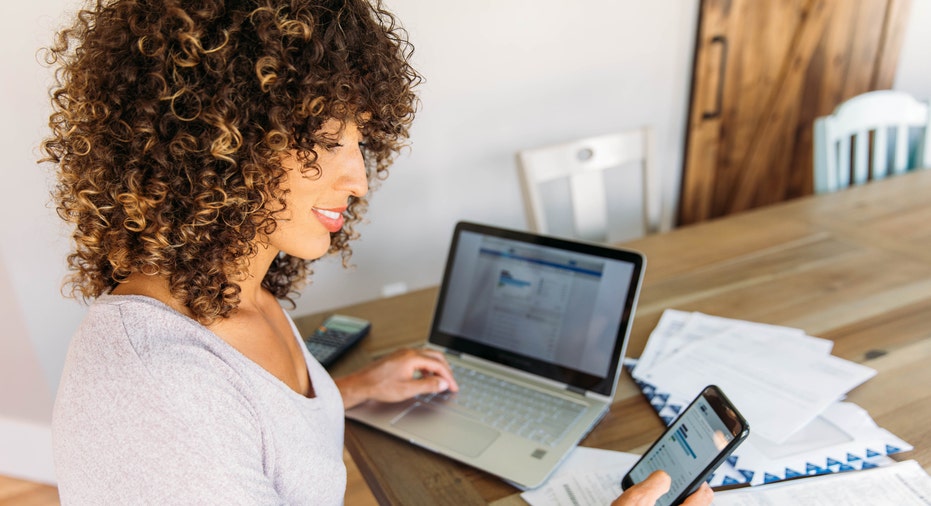 High-Yield Savings Accounts in a Low-Interest Rate Environment: Are They Still Worth It?