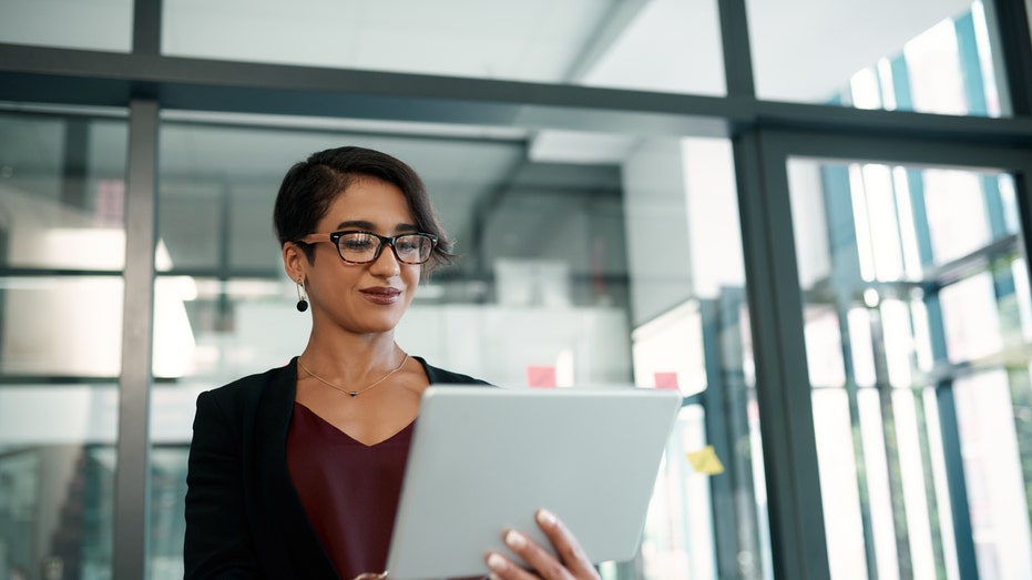 Retirement Savings Rise Amid Economic Uncertainty: Fidelity Report