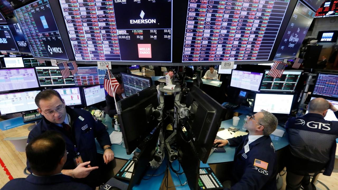 Trish Regan: Political Attacks on Trump During Coronavirus Pandemic