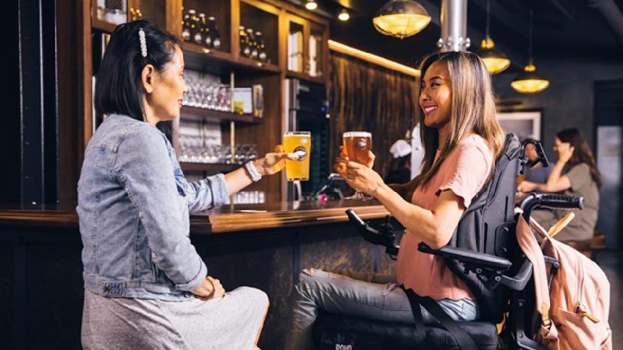 Natural Light Paying Graduates $100 to Loan Diplomas