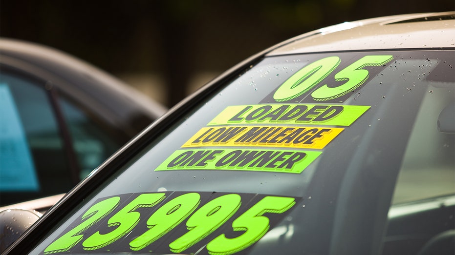 Buy vs. Lease a Car: Which is Right for You in 2024?