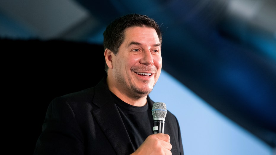 WeWork Chairman Justifies Adam Neumann s $1.7B Payout Amid Layoffs