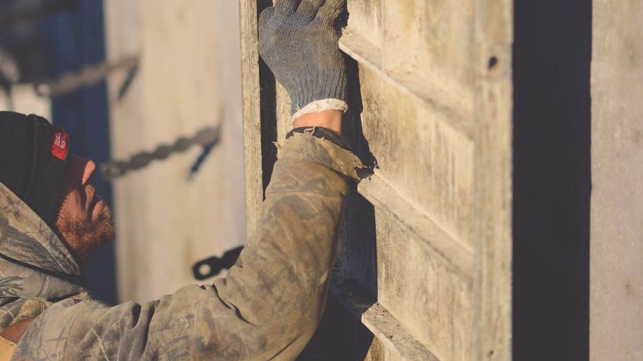 Basement Construction Crisis: Steel Form Tie Shortage Threatens Home Building