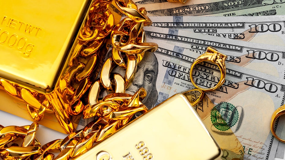 Gold Surges as ETF Demand Drives Record Highs Amid Economic Uncertainty
