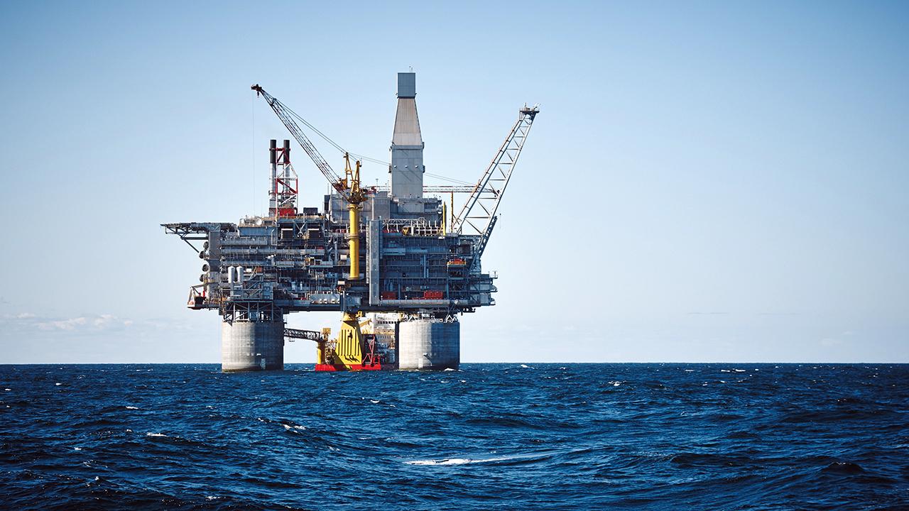 Understanding Brent Crude Oil Prices: History & Market Factors