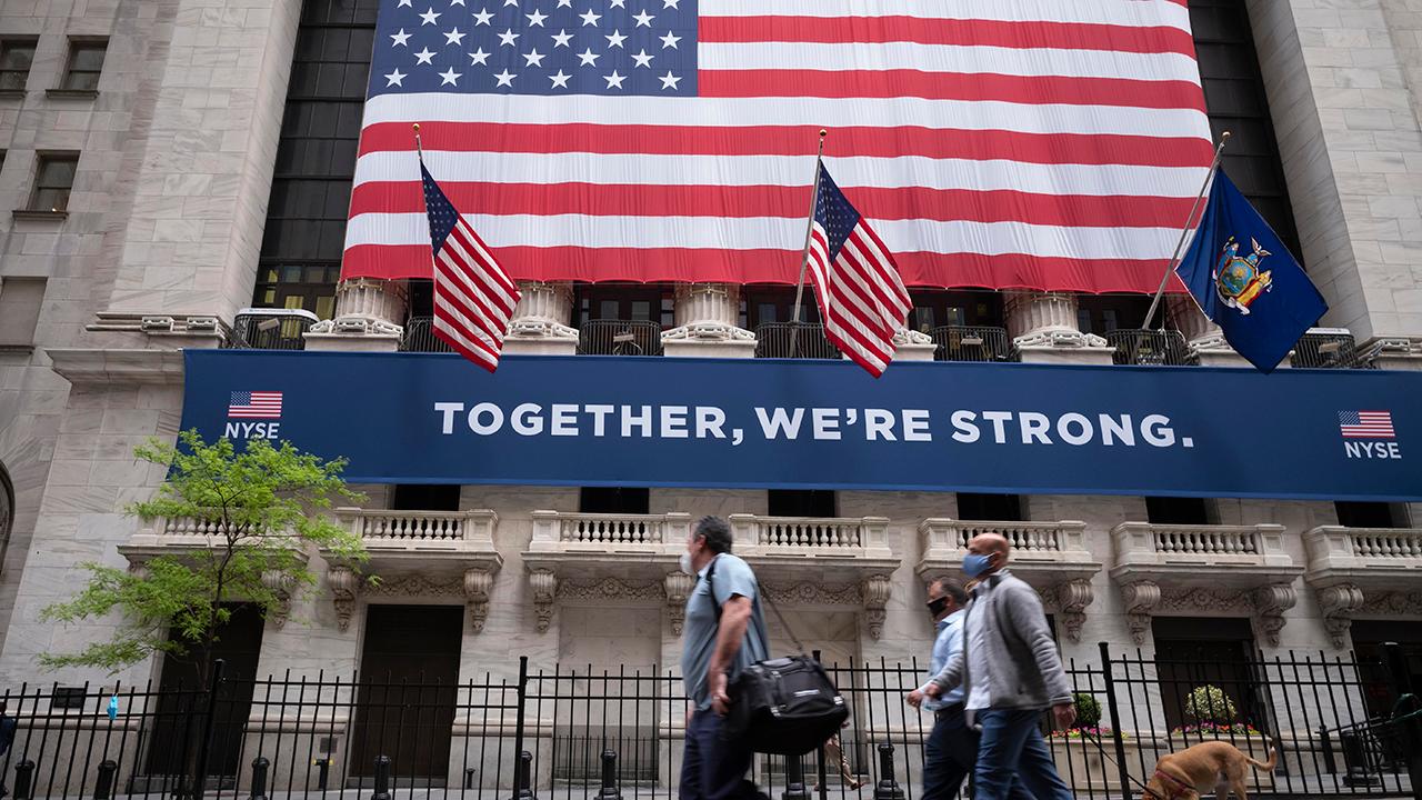 Understanding Backwardation: Spot vs. Futures Prices