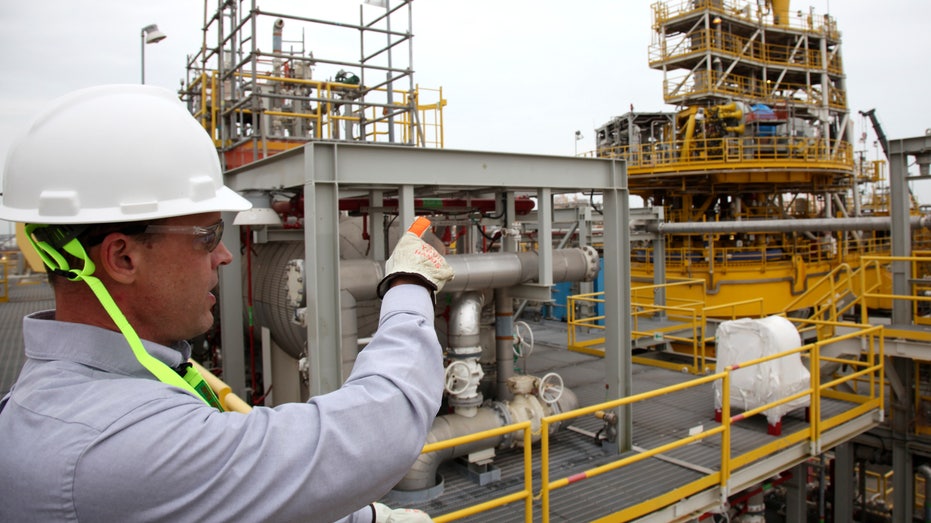 Oil Prices Stabilize Amid Demand Concerns and Supply Adjustments