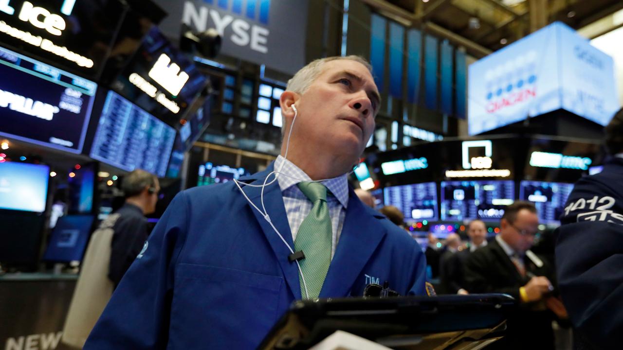 Nasdaq Reaches Record High Amid Dow Decline - Market Update