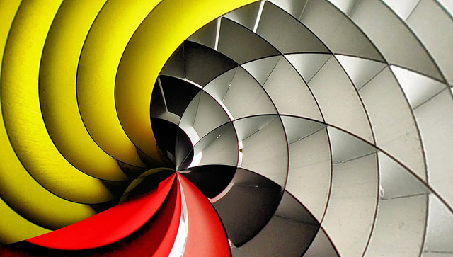 Deutsche Bank CoCo Bonds: Understanding Market Concerns