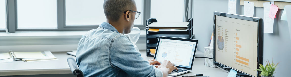 Accounts Payable vs. Accounts Receivable: A Clear Explanation