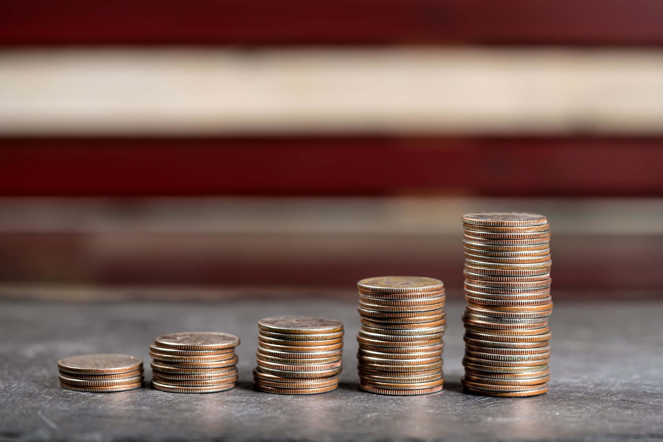 Compound Interest Explained: How It Works & Benefits