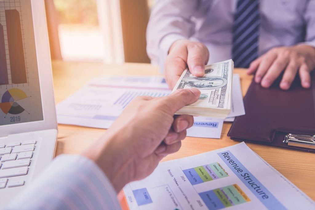 Double Gearing Explained: Risks & Rewards of Leveraged Stock Investing