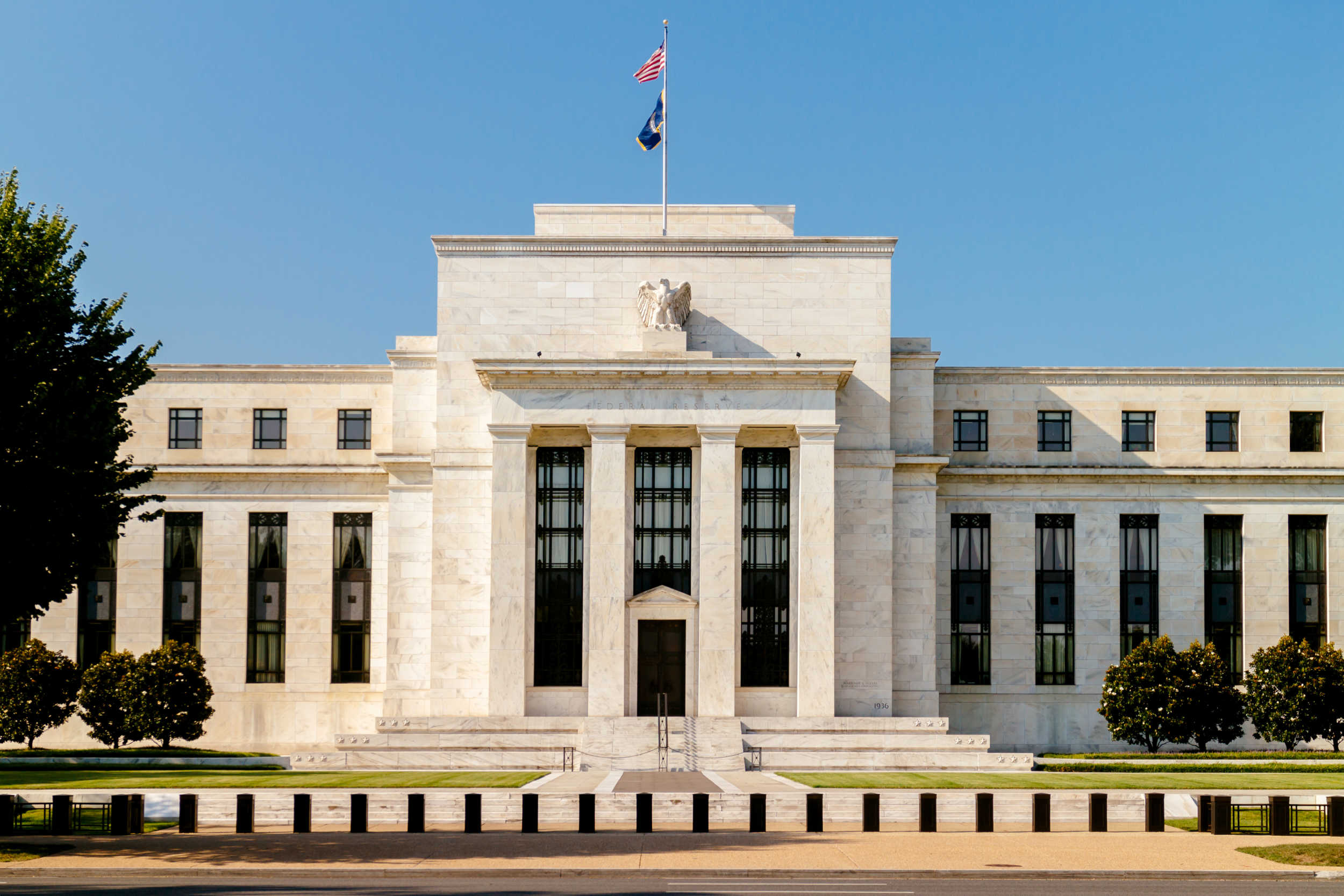 Understanding the Federal Reserve: The Central Bank of the U.S.