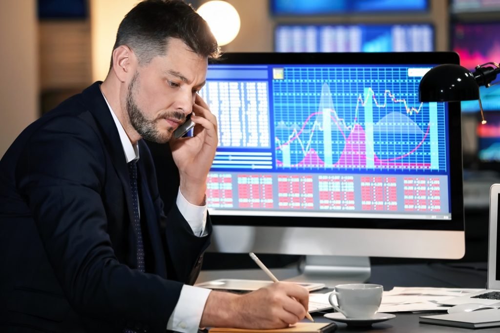 Understanding Margin Calls: What They Are & How to Respond