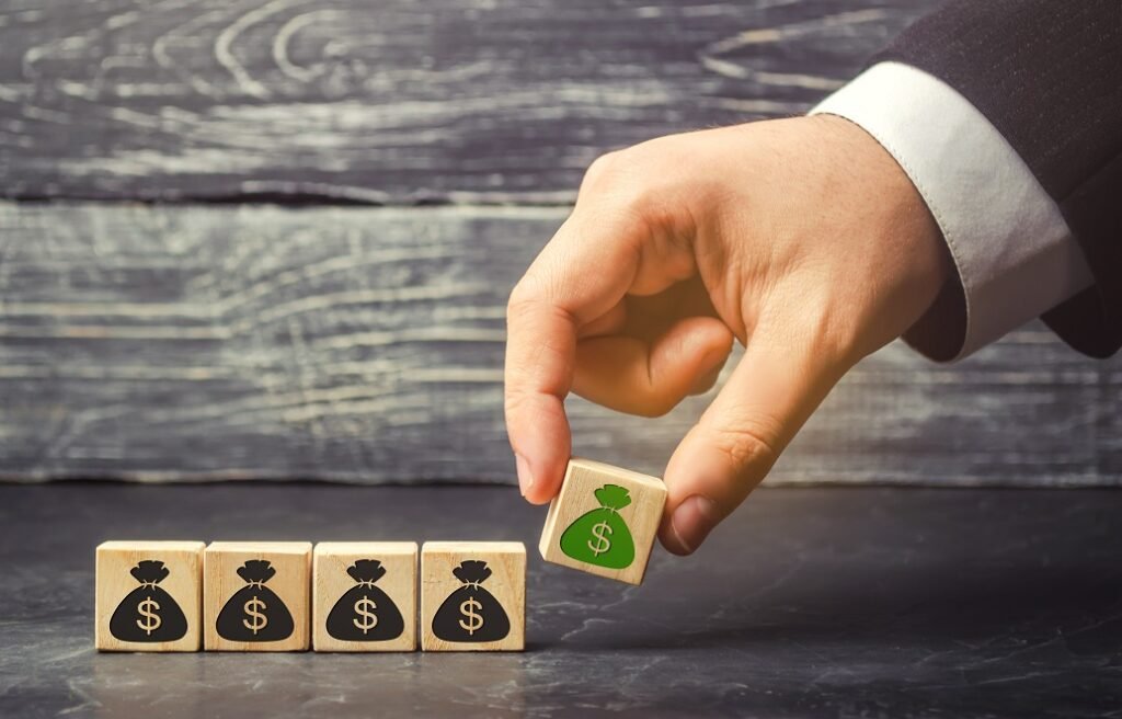 Income Funds: A Comprehensive Guide to Current Income Investments