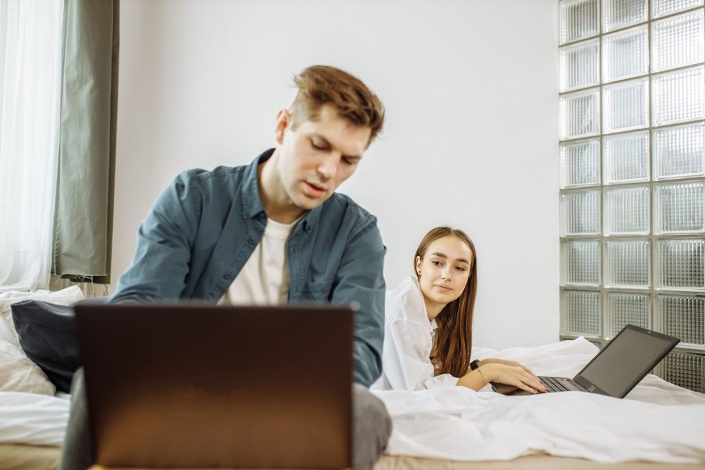 Married Filing Separately: Understanding Tax Implications & Benefits