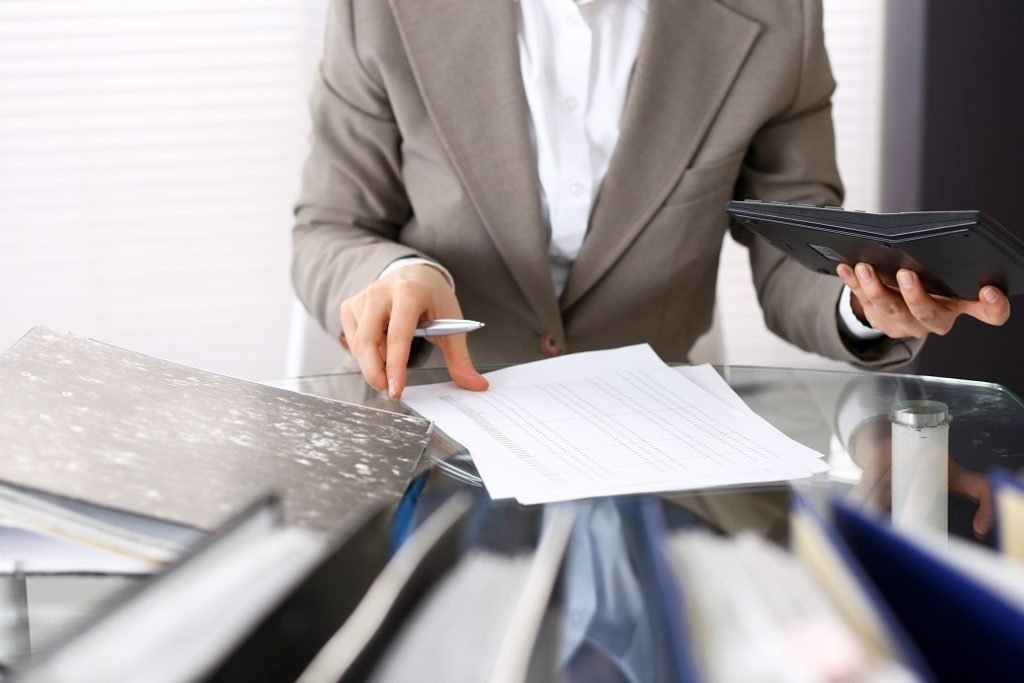 Understanding Materiality Thresholds in Audits: A Comprehensive Guide