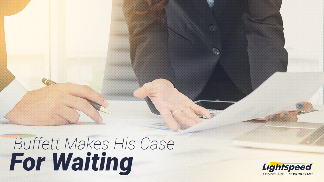 Warren Buffett s Strategy: Why He s Choosing to Wait on Investments