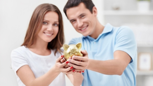 Simplify Finances: The Benefits of Consolidating Bank Accounts