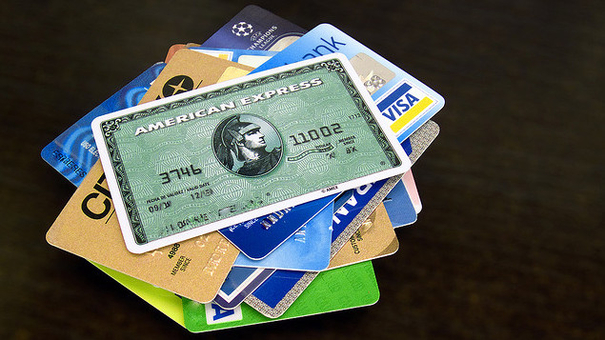 Credit Cards vs. Debit Cards: Which is Right for You?