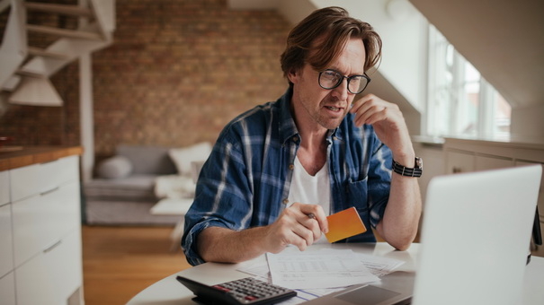 Emergency Credit Card Use: Strategies to Minimize Debt