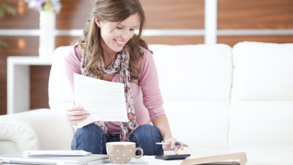 How to Manage Your Debt in 10 Minutes a Week