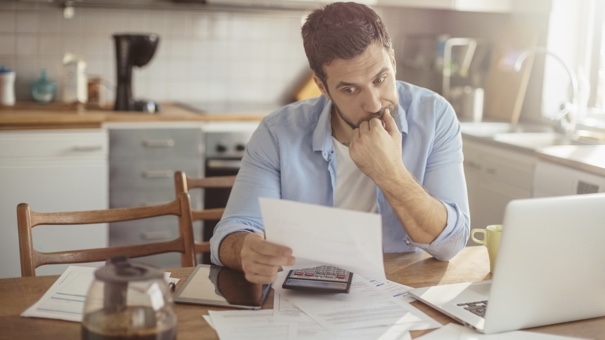 Debt Consolidation: Avoiding Common Pitfalls & Protecting Your Finances