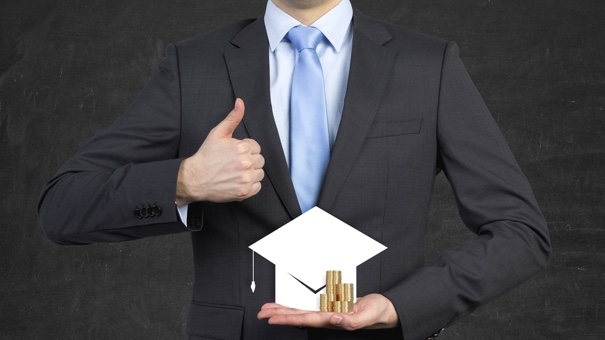 Refinancing Student Loans: 4 Ways to Lower Your Payments & Save Money