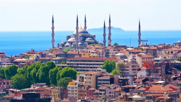 Affordable Retirement Abroad: 5 Dream Destinations for Retirees