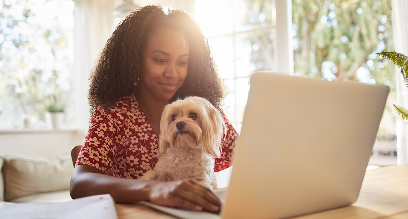 23 Smart Ways to Reduce Pet Expenses & Save Money