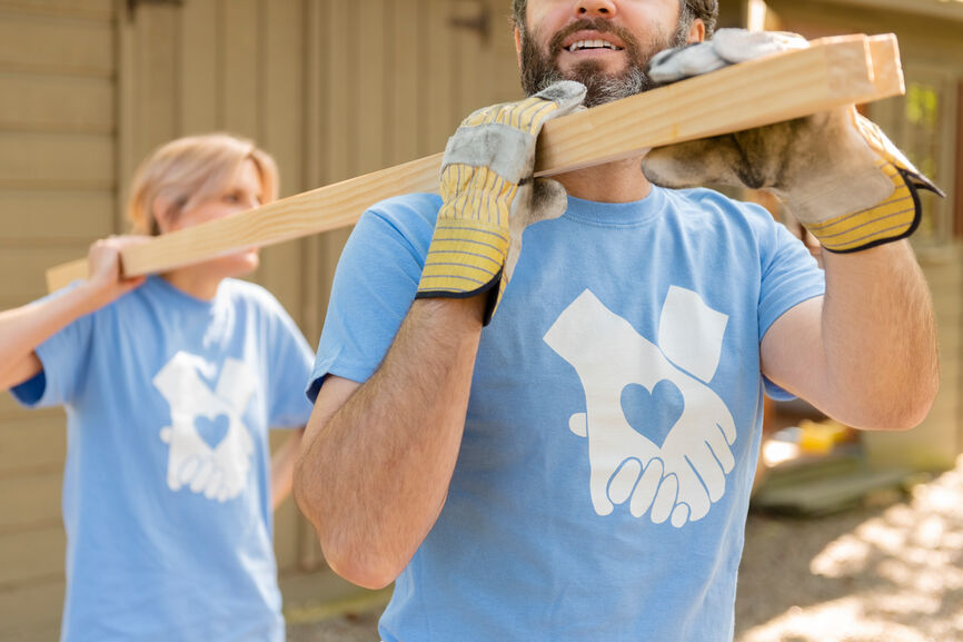 The Power of Giving Back: 4 Ways to Make a Difference