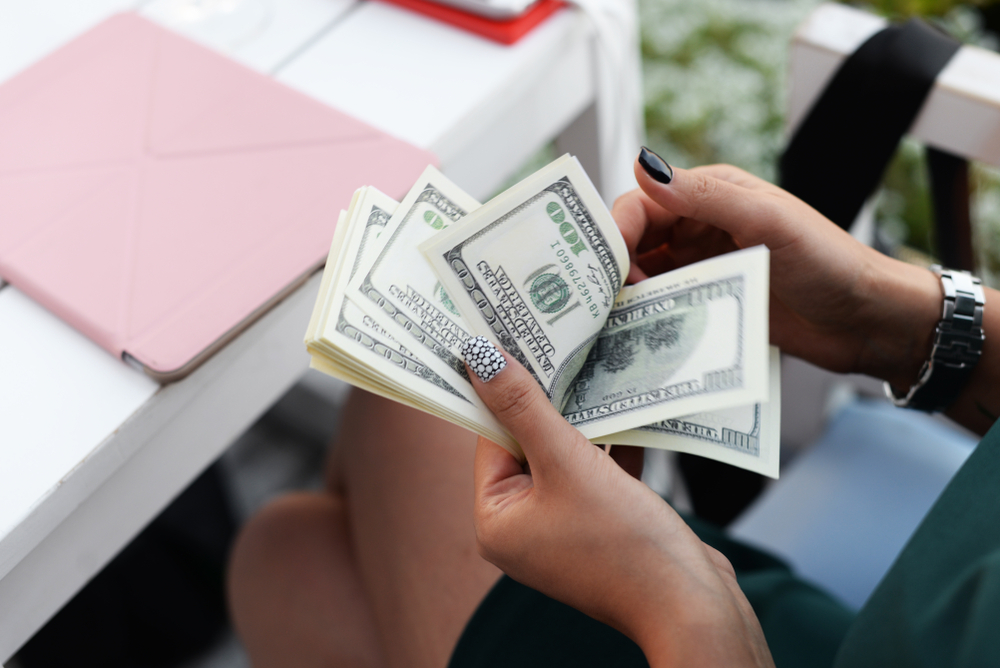 Understanding Cash Advances: How They Work & When to Use Them