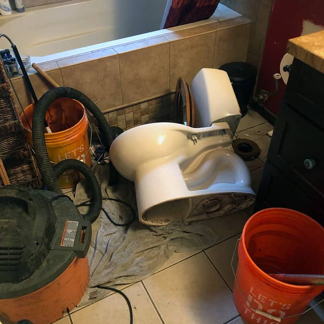 DIY Home Repair: A Beginner s Guide to Fixing Leaky Sinks