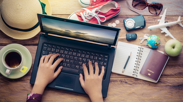 Financial Planning for International Travel: 5 Essential Money Moves